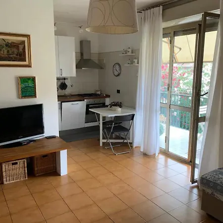 Arenzano, A 2km Dal Mare